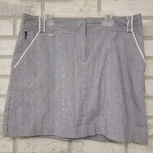IZOD Golf Classic Stretch White and Gray Striped Skort Size 8